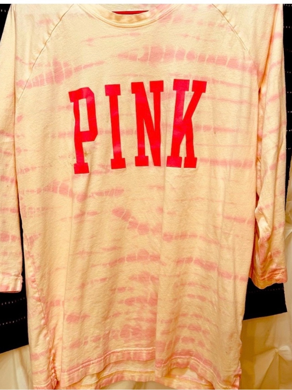 PINK Victoria's Secret Kids Long Sleeve Tie-Dye Tee in Light Pink & Bright Pink